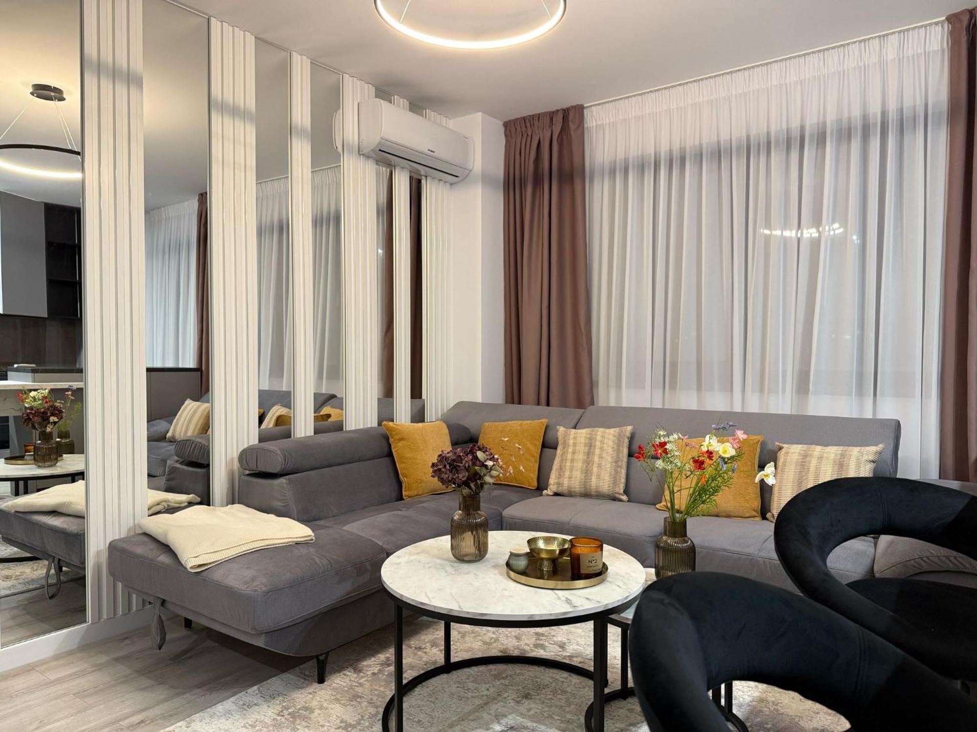 Luxevibe Apartments Near Mall Moldova Iasi Extérieur photo