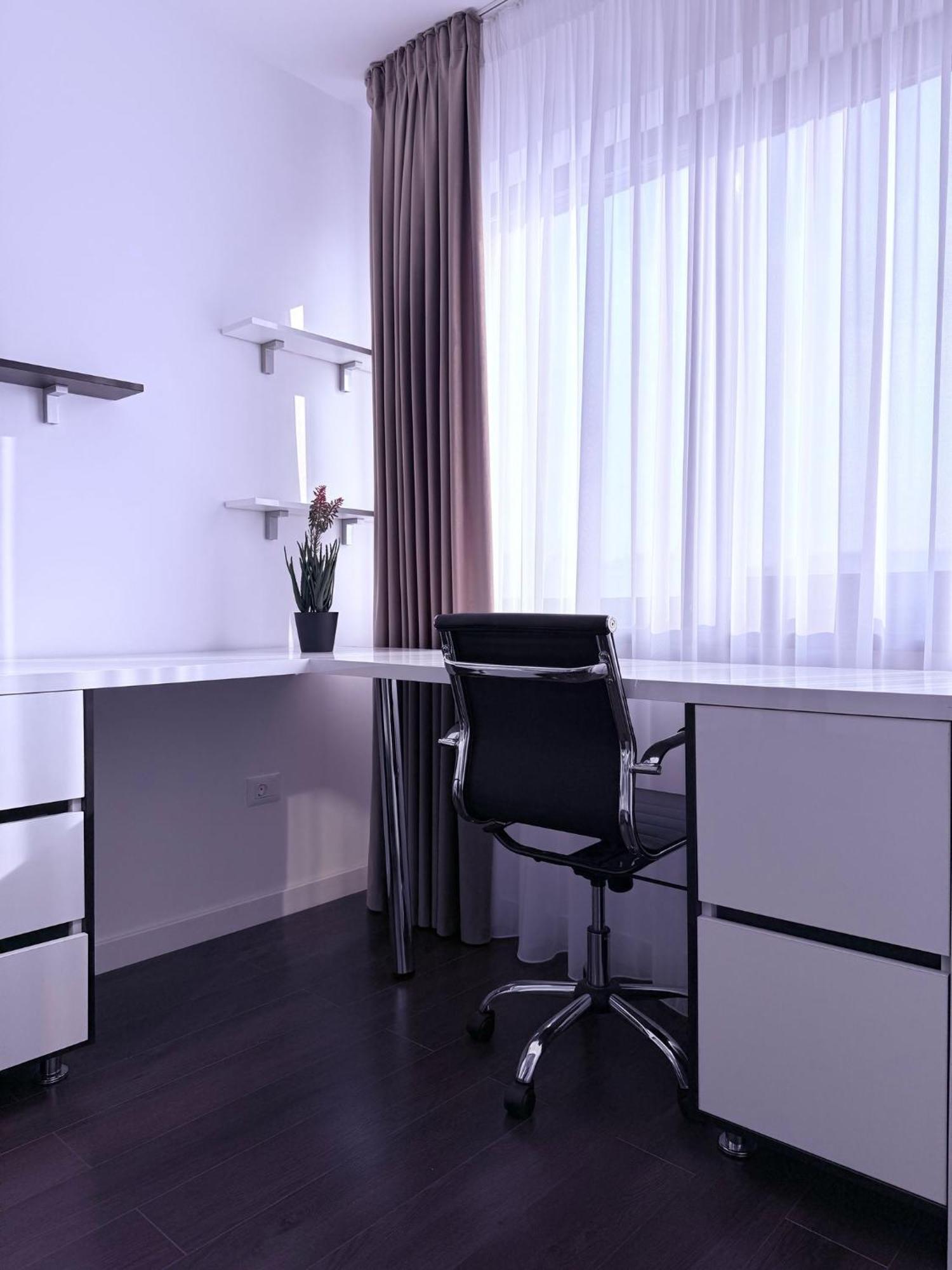 Luxevibe Apartments Near Mall Moldova Iasi Extérieur photo