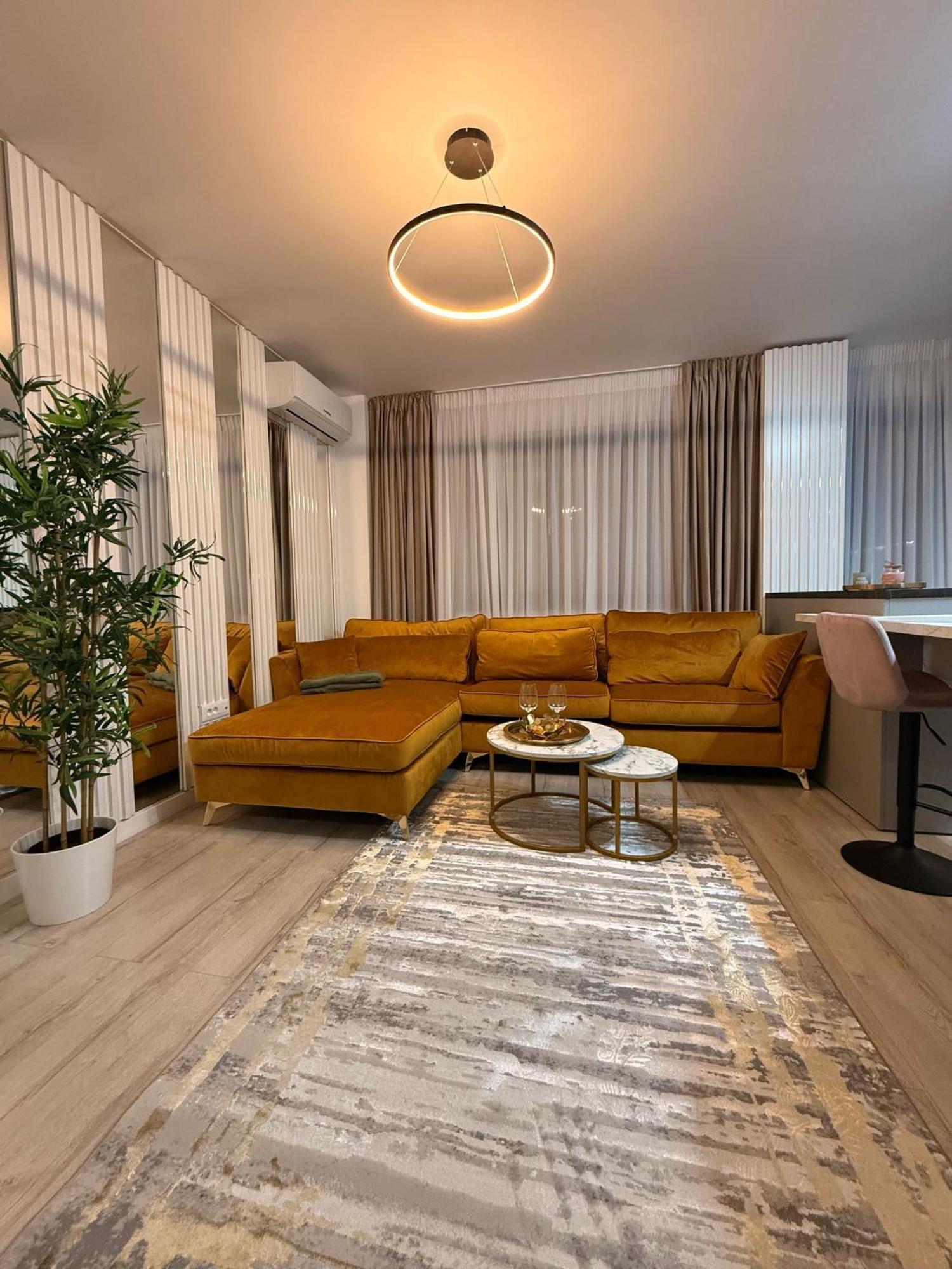Luxevibe Apartments Near Mall Moldova Iasi Extérieur photo